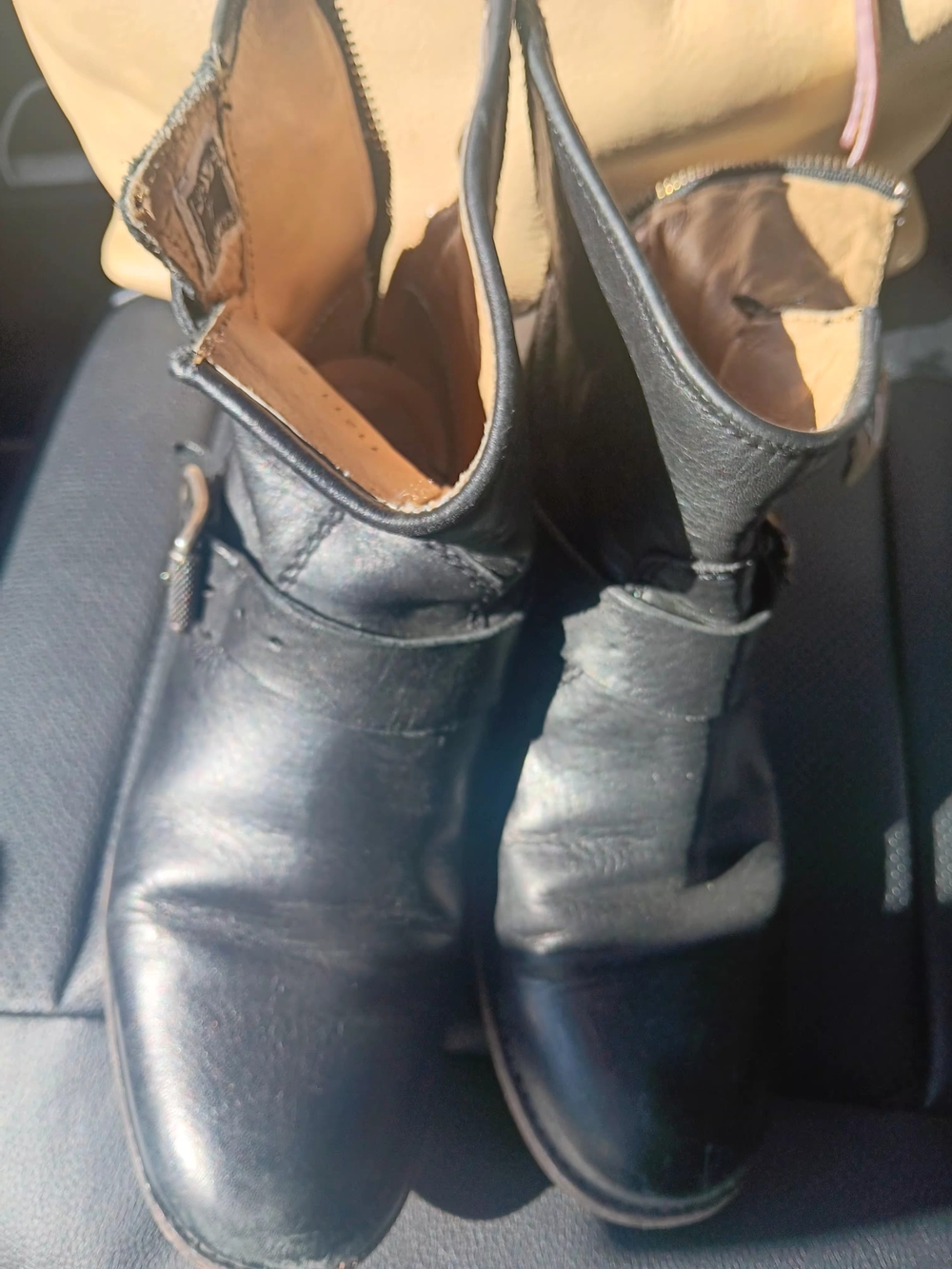 Women's Black Leather Ankle Boots - Classic Zip Side
